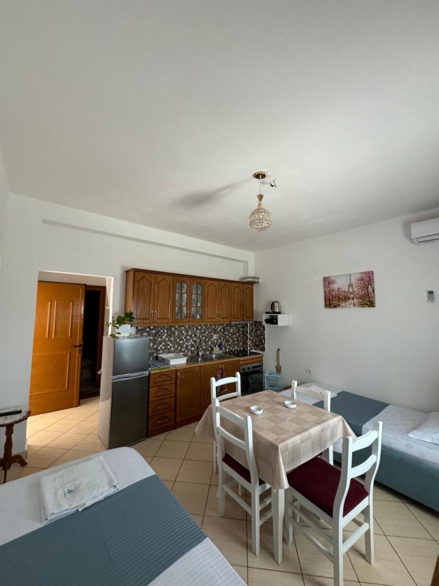 Teo Apartment Sarandë Exterior foto